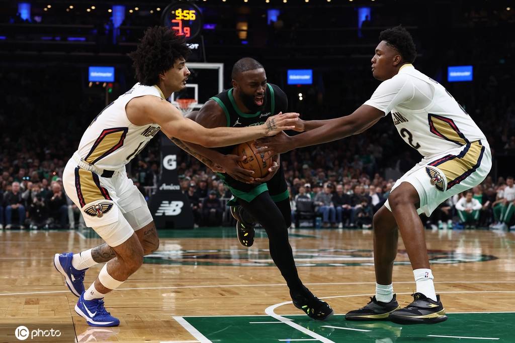 布朗23分普理查德21+10 豪瑟24分凯尔特人大胜鹈鹕